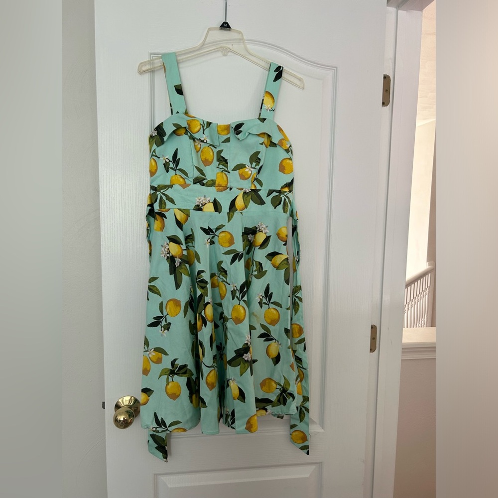 Lemon dress